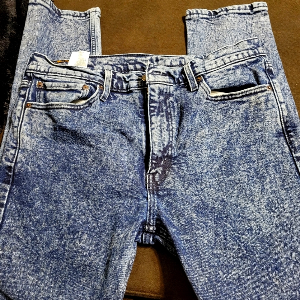 Womans levis